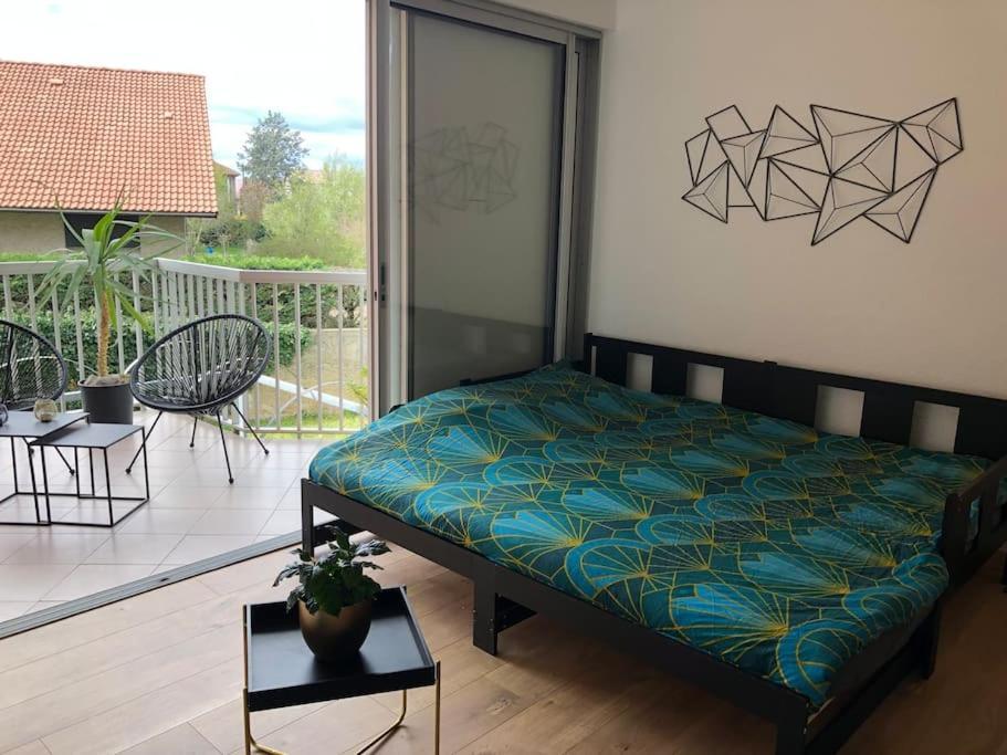 Studio Moderne, Terrasse Et Parking Romans-sur-Isere Luaran gambar